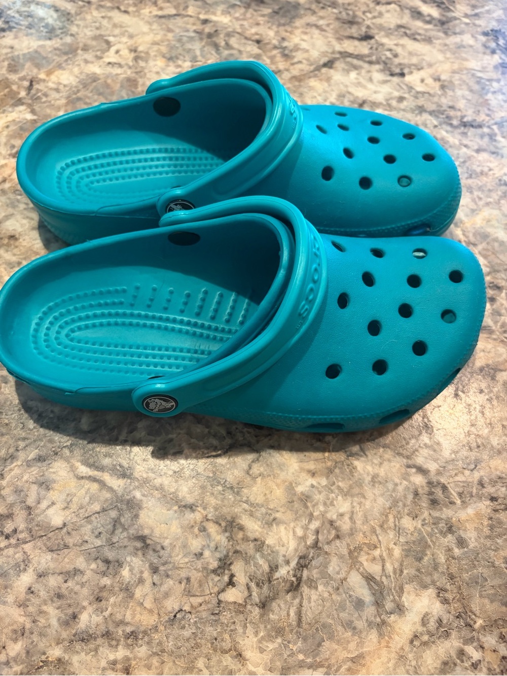 CROCS Unisex Green - Picture 3 of 5